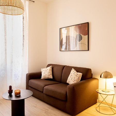 Xenia Apartments - Enjoy Porta Venezia In Modern Apt- 10 Min From Duomo Milão Exterior foto